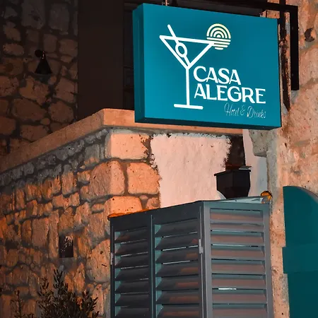 Ξενοδοχείο Casa Alegre *
