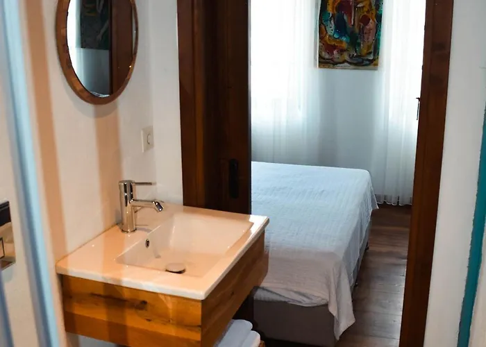 Hotel Casa Alegre *