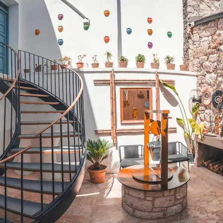 Hotel Casa Alegre *